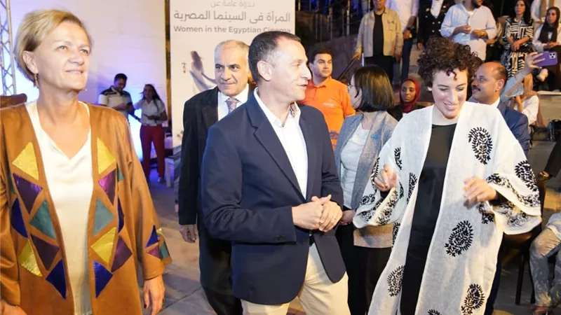مهرجان أسوان الدولي لأفلام المرأة يحتفي برائدة السينما عزيزة أمير
