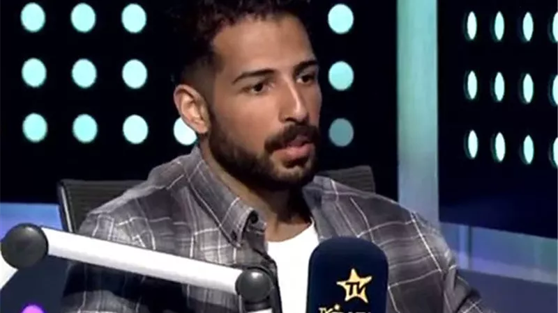 كيف وضعت ياسمين عبد العزيز محمود ياسين في موقف محرج (فيديو)