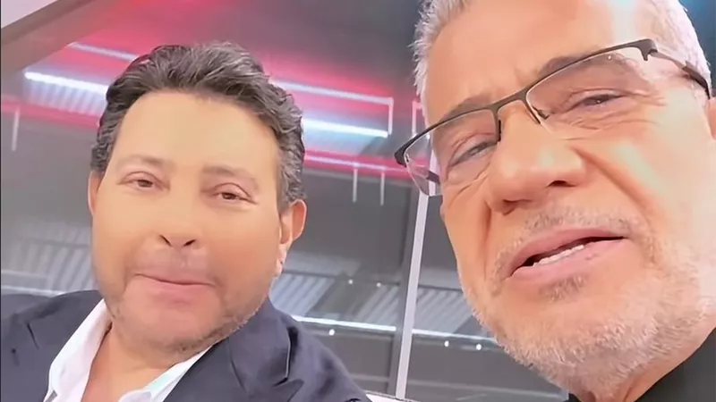 مصطفى الاغا يطمئن جمهور هاني شاكر 