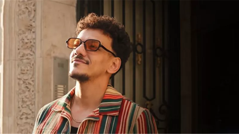 حودة بندق يعلن تأجيل طرح أغنية 
