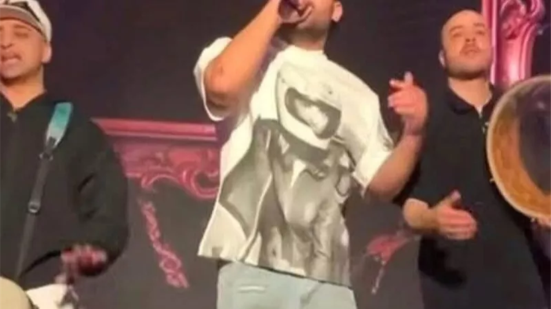 بــ 