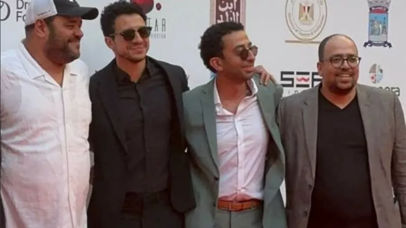 وصول عصام عمر إلى مهرجان الاسكندرية السينمائي قبل تكريمه