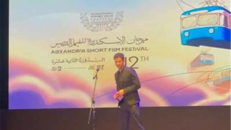 عصام عمر أثناء تكريم بمهرجان الأسكندرية: 