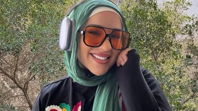 أسما شريف منير: أنا وجوزي بنتخانق ونتصالح على نفس الكنبة والحياة مش بتمشي باللي عايزينه