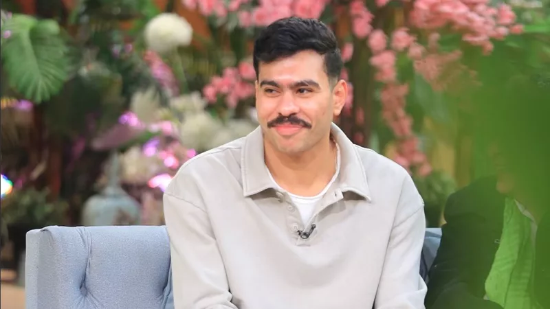 أحمد رمزي وتارا عبود ينفيان ارتباطهما: الناس صدقتنا!