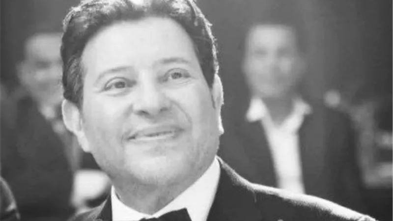 سعد الصغير يوقف نشاطه على مواقع التواصل حدادًا على هاني شاكر