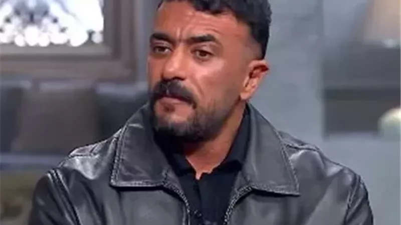 موقف لا يحسد عليه.. الشباب تتعرض لـ أحمد العوضي على الدائري