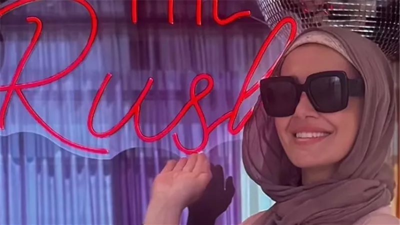 حلا شيحة تدعم شقيقتها في افتتاح أكاديمية لتعليم الرقص