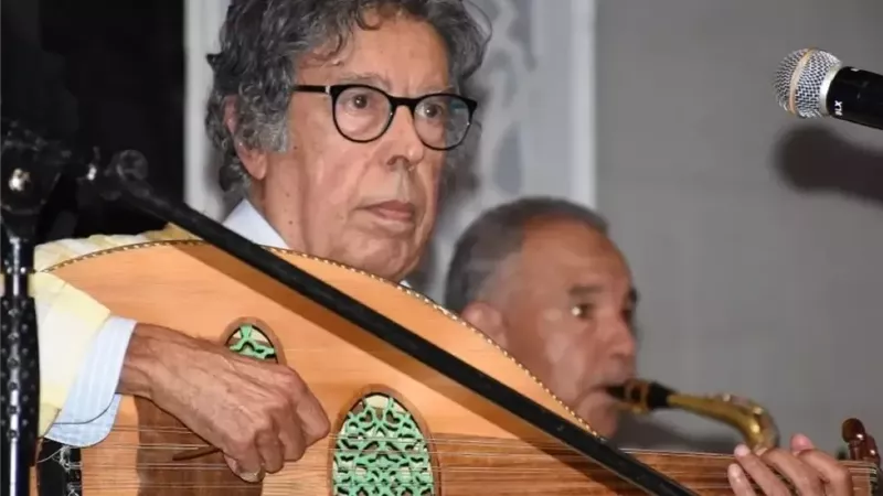 تعاون مع العندليب في أغنية وحيدة.. وفاة عبدالوهاب الدكالي عميد الأغنية المغربية بعد مسيرة إبداع دامت 6 عقود