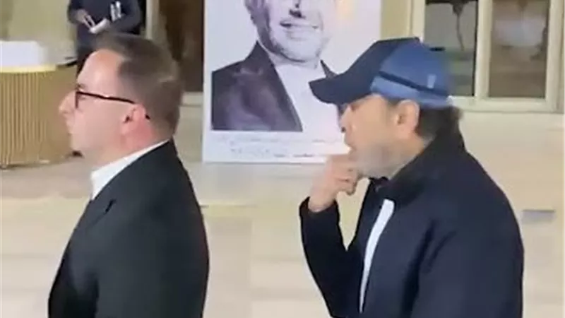 ظهور مؤثر لـ خالد عجاج في عزاء هاني شاكر.. الحزن يسيطر على ملامحه