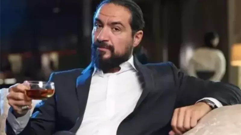 محمد القس يحذر أصدقائه بالوسط الفني من سرقة أفكارهم
