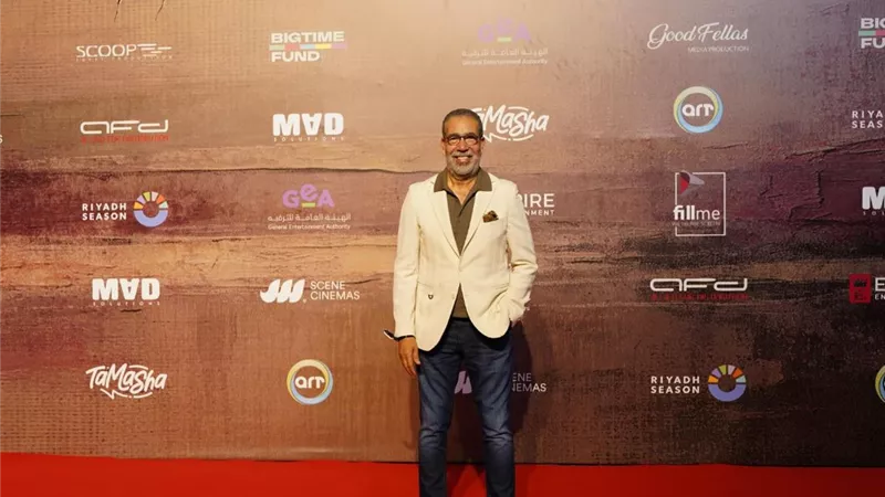مدحت العدل يشيد بفيلم 
