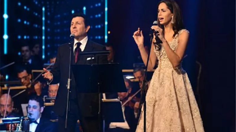 هل تحيي آمال ماهر مهرجان الموسيقى العربية بمفردها؟!