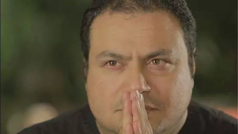 هجوم شديد من لاجئين عرب على مراد مكرم بسبب دفاعه عن الحضارة المصرية 