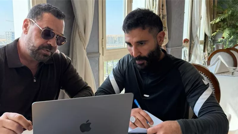 أحمد سعد والمخرج طارق العريان في جلسة عمل.. فما هو المشروع المرتقب؟