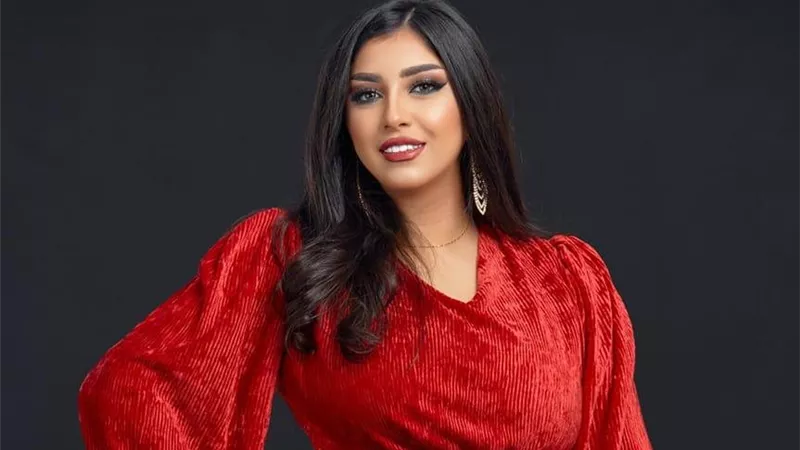 خاص| بالفيديو إيمان عبد العزيز تنتهي من تسجيل أغنية 