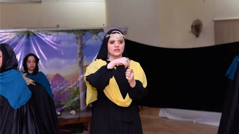 «أورفيوس.. أسطورة اللحن الأخير» يخطف الأضواء على مسرح كلية التربية النوعية بطنطا