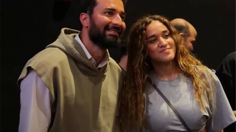 أحمد حاتم وآية سماجة يحتفلون بفيلم 