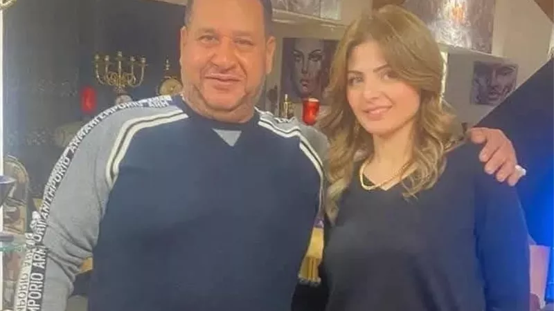 دافعت عن صبري نخنوخ ومعها تفويض للتصرف في أملاكه.. من هي المذيعة جولي أمين؟