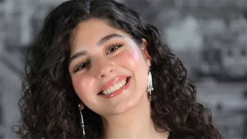 مايان السيد تحتفل بعيد ميلاد والدها بكلمات مؤثرة