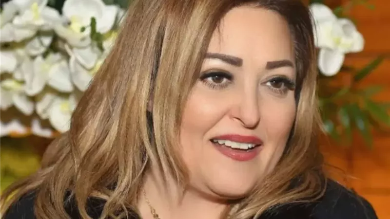 العربية كانت هتولع.. نهال عنبر تنجو من حادث سير مروع