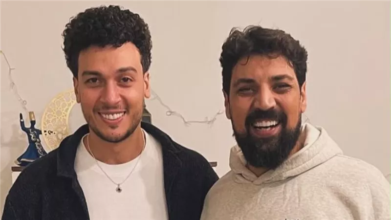 الجندي المجهول.. أحمد عبدالوهاب يحتفي بصانع شخصية “دكتور طارق