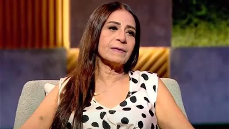 عفاف مصطفى تطلب مساعدة جمهورها لحضور مباراة مصر وإيران