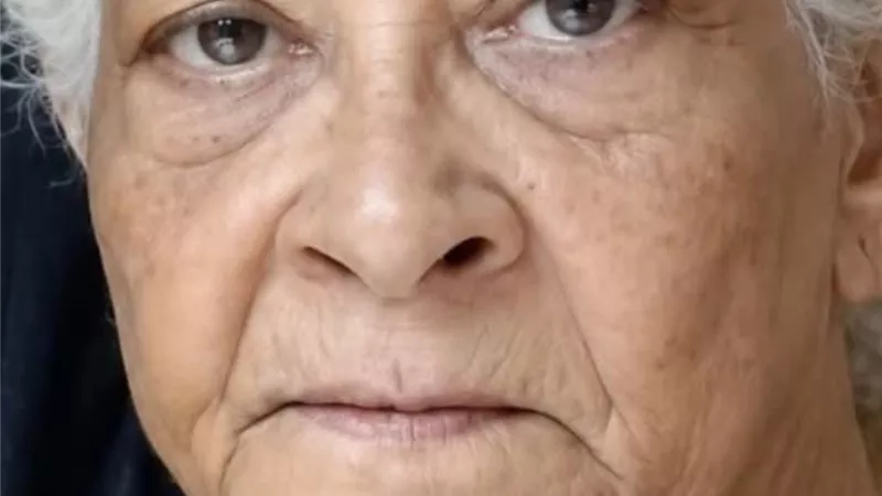 لقاء الخميسي تعلن وفاة عمتها المخرجة ضياء الخميسي 