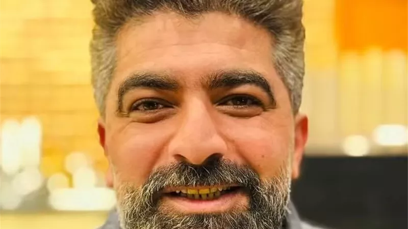 فادي خفاجة: 