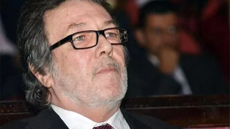 بعد فقدان بصره وتدهور حالته الصحية.. طارق التلمساني يعيش في عزلة تامة