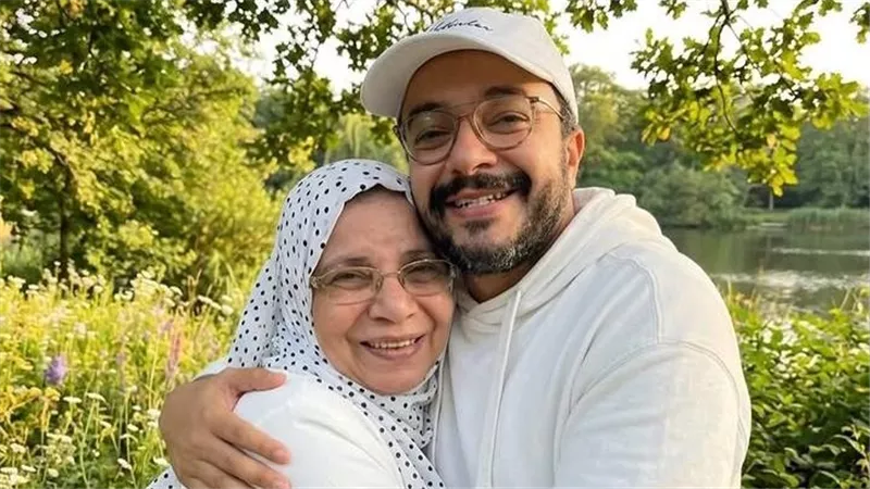 وحشتيني قوي.. حسام داغر يوجه رسالة مؤثرة إلى والدته الراحلة