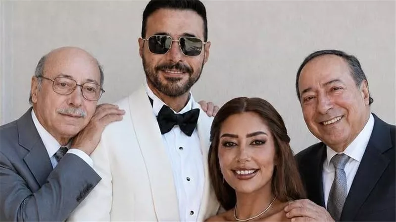 من زفاف أحمد السعدني.. أكرم السعدني يحيي ذكرى والده وعمه بصورة مؤثرة