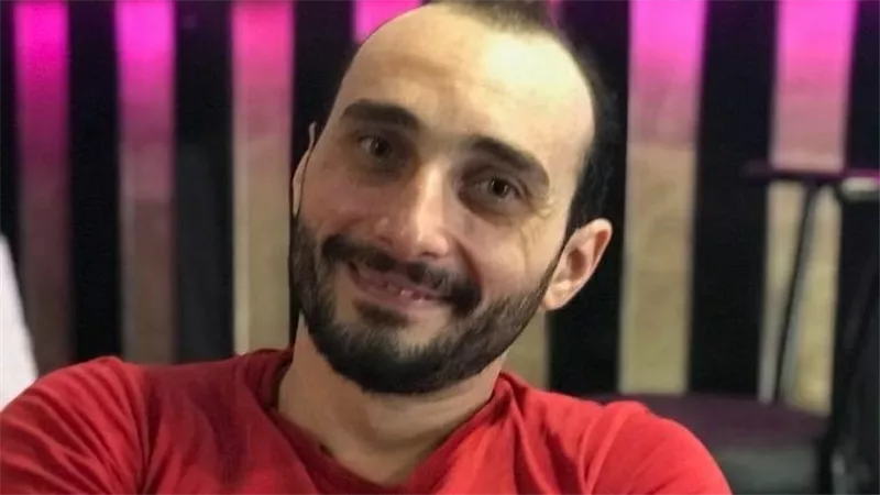 معوض إسماعيل ينعي والده بكلمات مؤثرة