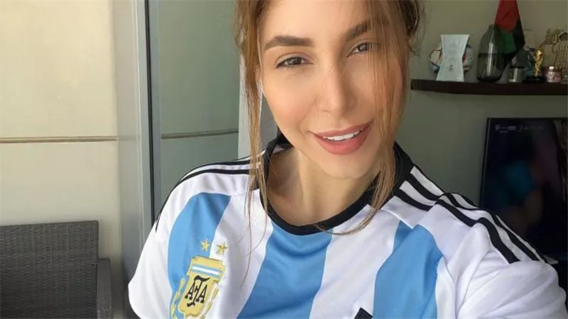 يارا تُشعل غضب المصريين بعد مساندتها للمنتخب الأرجنتيتي