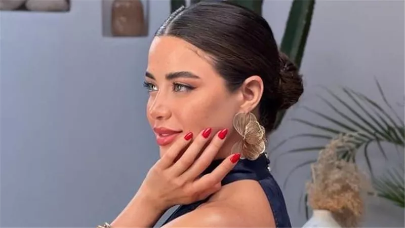 إطلالة جذابة.. أحدث ظهور للفنانة يارا السكري
