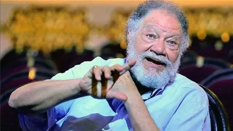 يحي الفخراني يروي موقف مؤثر مع نجل إسماعيل ياسين