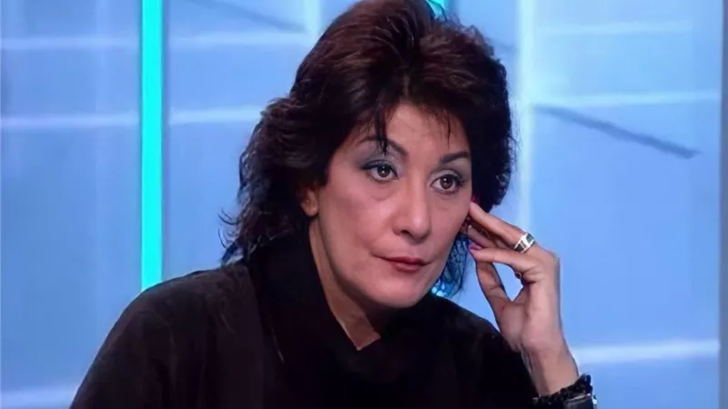 أول تعليق من سماح أنور على جدل شبيهتها 