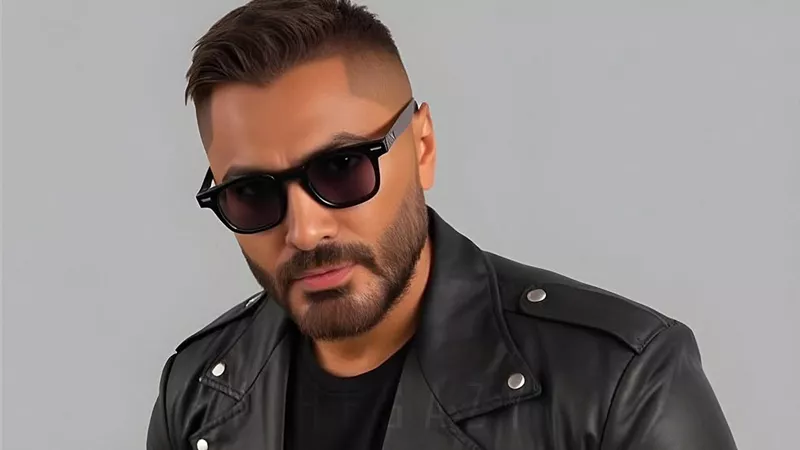 تامر حسني يشعل أولى حفلات 