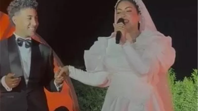 ابنة صبحي خليل تغني في حفل زفافها وسط تفاعل الحضور