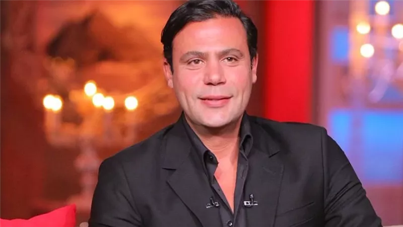 محمد إمام يحتفل بنجاح 
