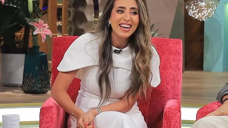 منة عدلي القيعي تحسم موقفها من كشف كواليس أغانيها