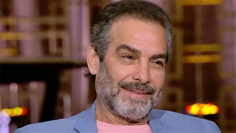أحمد عبد العزيز يحضر تكريمه بالمهرجان القومي للمسرح بعد خضوعه لجراحة في الأحبال الصوتية