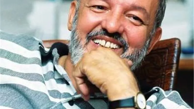 في ذكرى رحيله العاشرة.. أحمد سعد الدين: محمد خان أسس مدرسة سينمائية خالدة