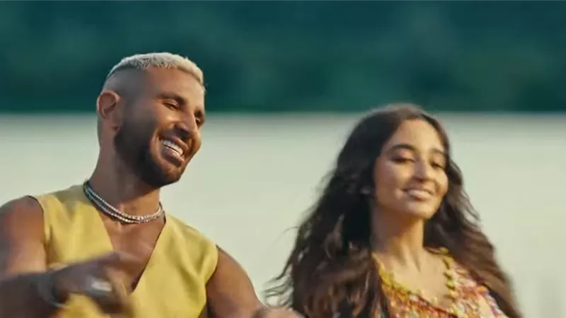 أحمد سعد يطلق 