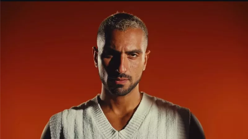 رحلة 4 سنين.. الشرنوبي يشوق جمهوره لعمل فني جديد