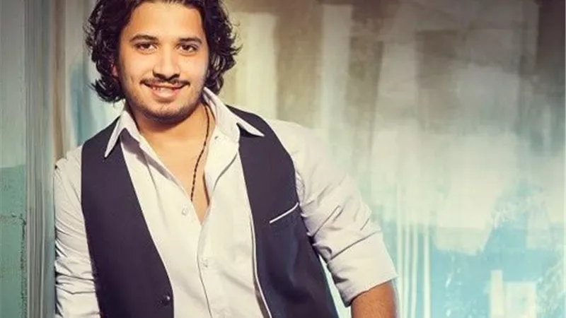 مصطفى حجاج يعود للساحة الفنية بأغنية 