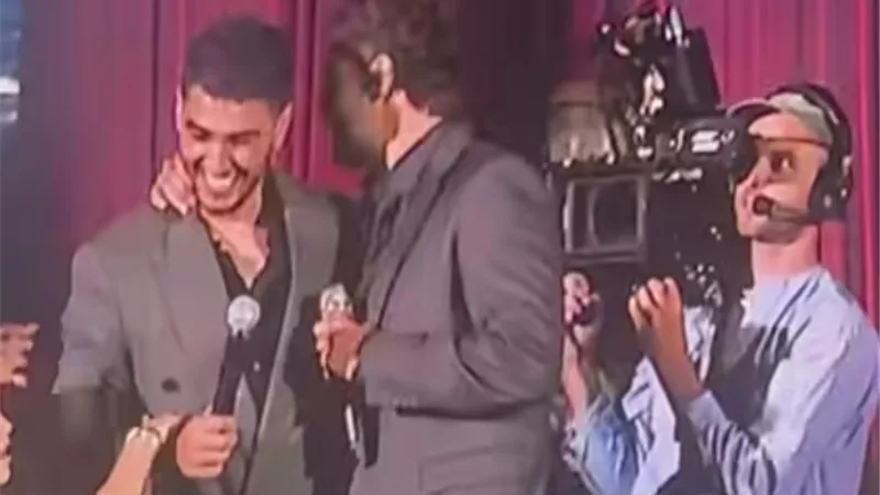 بعد بنت البلد محلاكي.. محمد عساف: فخور بـ سانت ليفانت لإنه ابن بلدي 