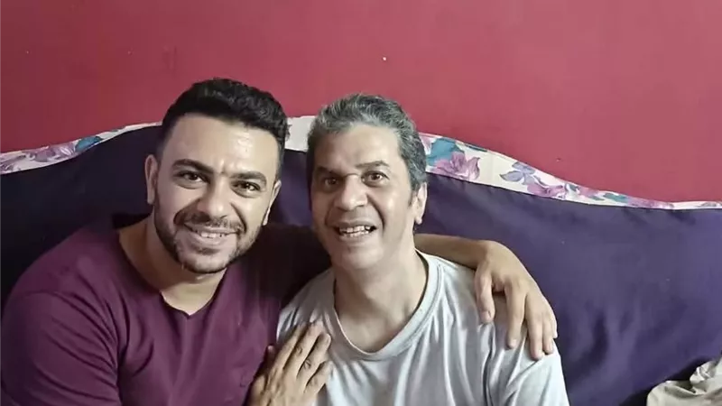 حبيب الكل.. كريم الحسيني ينعي عمرو محمد علي بكلمات مؤثرة 