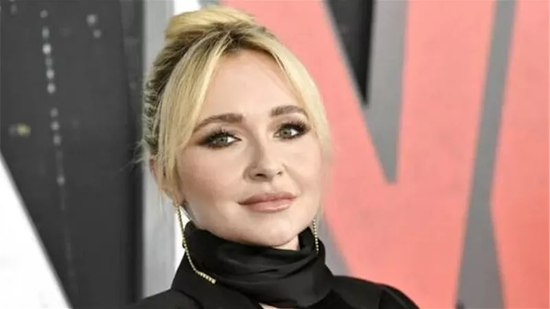وفاة الممثلة هايدن بانتير عن 36 عامًا.. نجمة «Scream» و«Heroes»