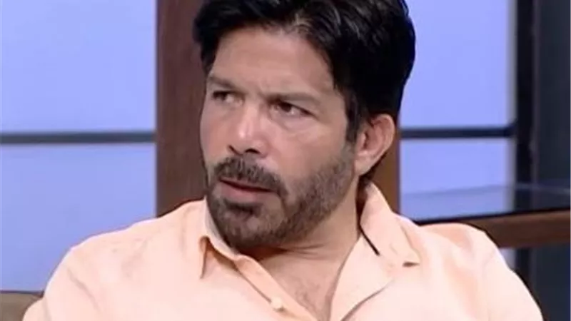 ياسر فرج: قصة حبي بزوجتي بدأت من جديد بعد مرضها